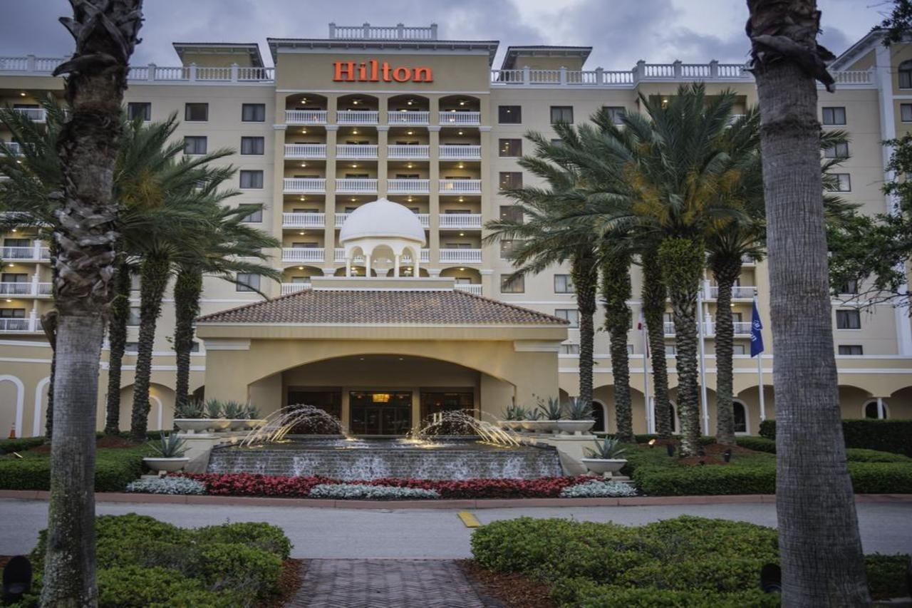 ฮิลตัน เซนต์ปีเตอร์เบิร์ก แคริลลอนพาร์ค โฮเต็ล Hotel เซนต์ปีเตอร์สเบิร์ก ภายนอก รูปภาพ